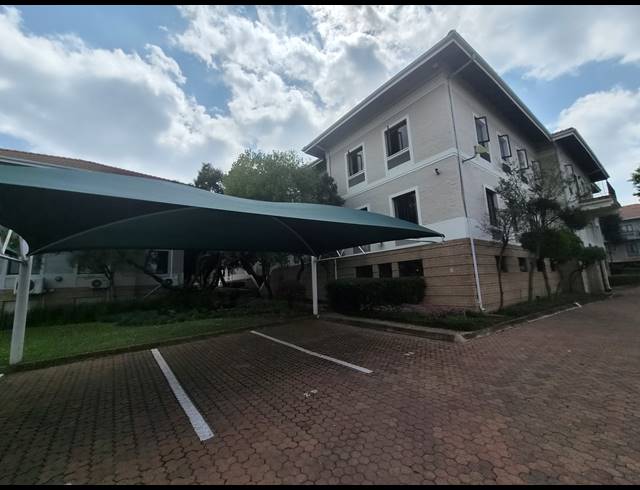 484M² OFFICE TO LET IN VORNA VALLEY